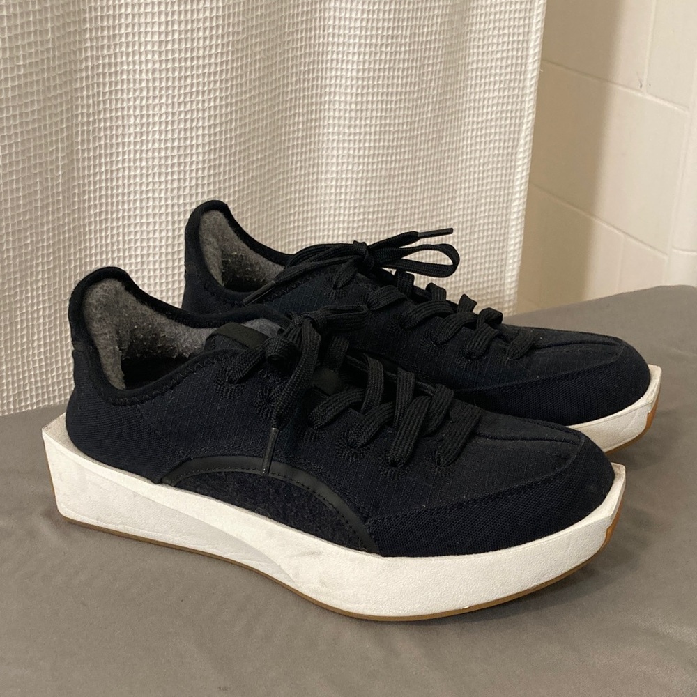 Allbirds Womens RISER Shoe Sneaker Natural Black 8